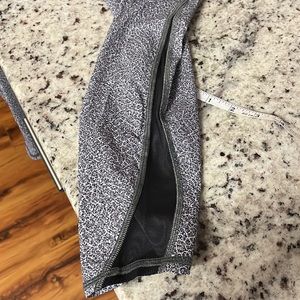 Lululemon leggings size 4